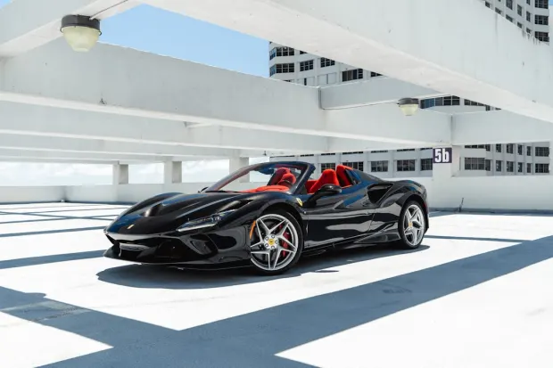 ارايسياي كازينو تطبيق أندرويد/آي أو إس